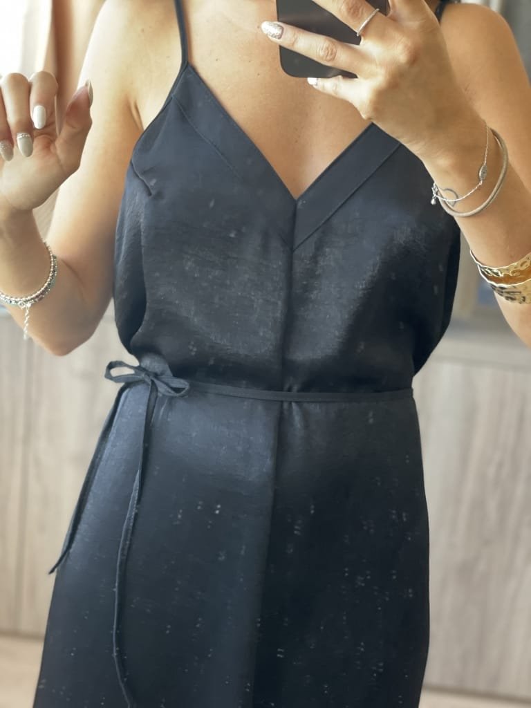 VESTIDO DE SATEN NEGRO LENCERO - Image 3