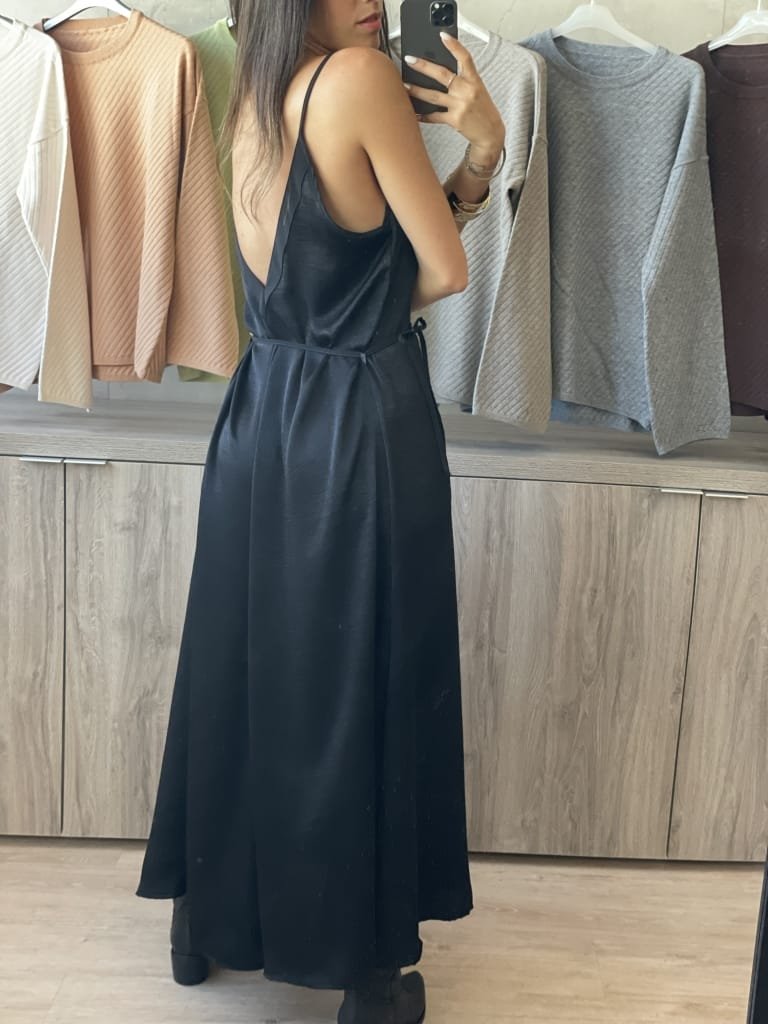 VESTIDO DE SATEN NEGRO LENCERO - Image 4