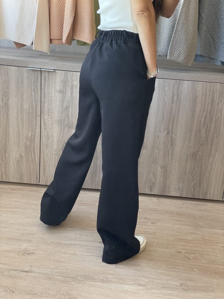 PANTALON SURI NEGRO - Image 4