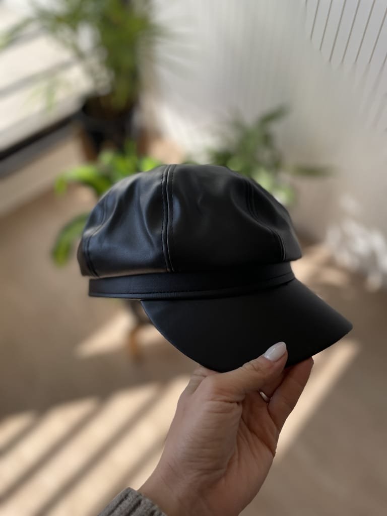 BOINA ECOCUERO NEGRA - Image 3