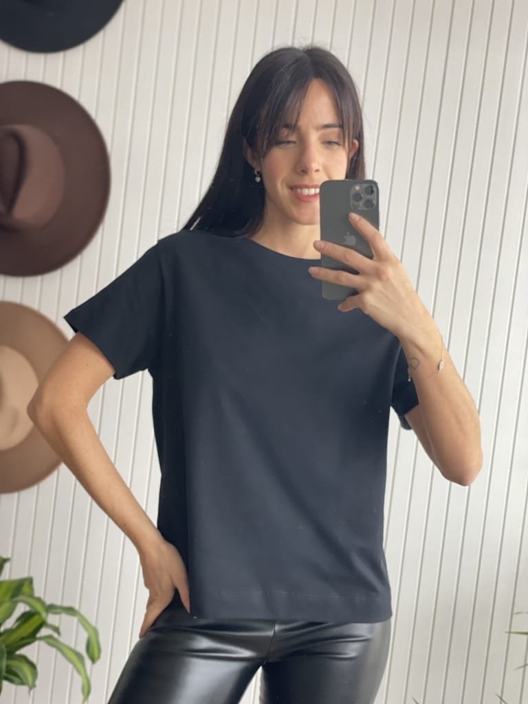 REMERA CENTU NEGRA - Image 2