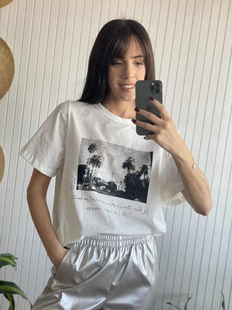 REMERA ESTAMPA LA - Image 2