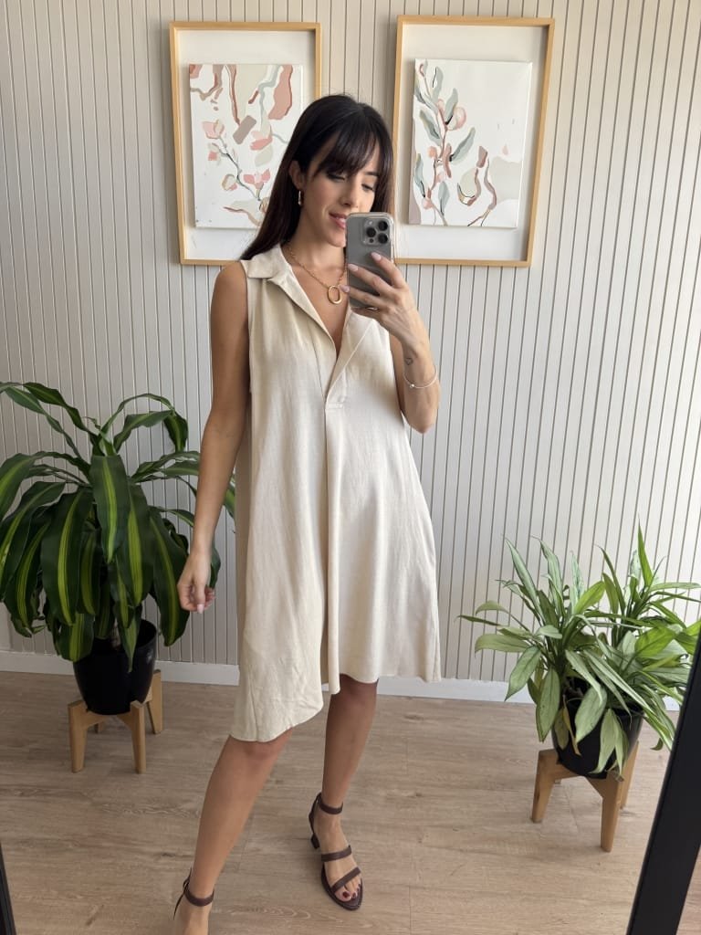 VESTIDO CLARIS BEIGE CORTO