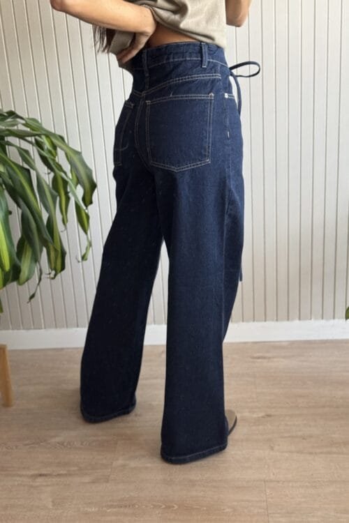 Alternative view of JEAN WIDE LEG SANTA