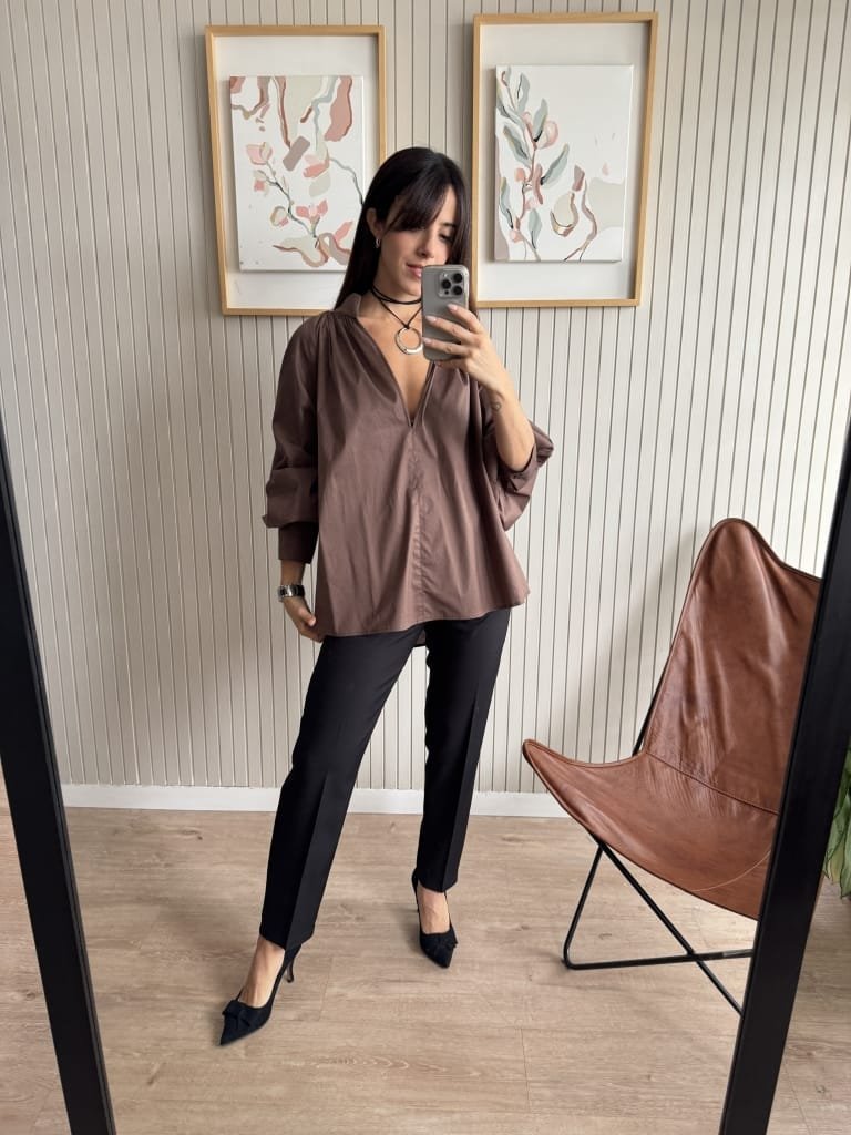 BLUSA SACRISTAN CHOCO - Image 2