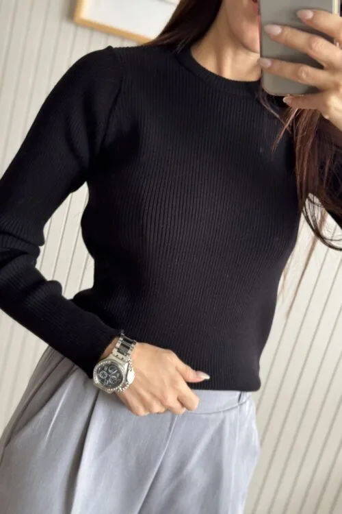 Alternative view of REMERA MALIKA NEGRO