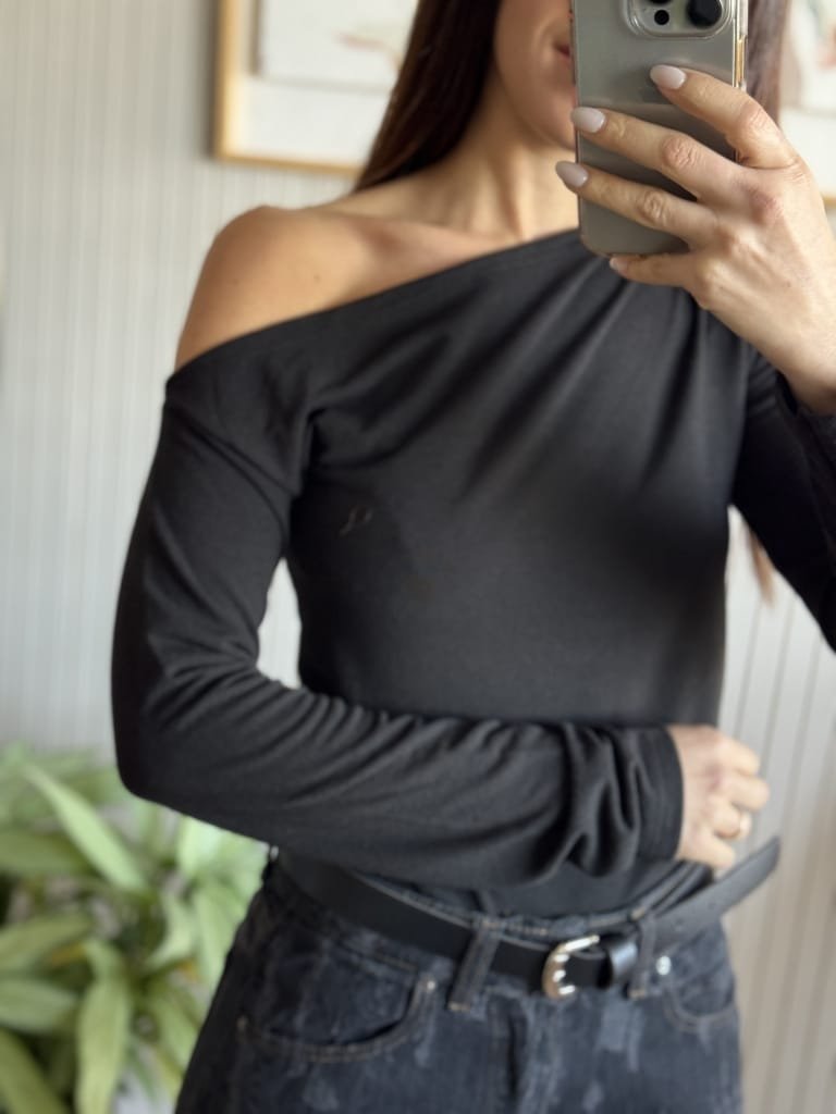 REMERA ELOISE NEGRA - Image 4