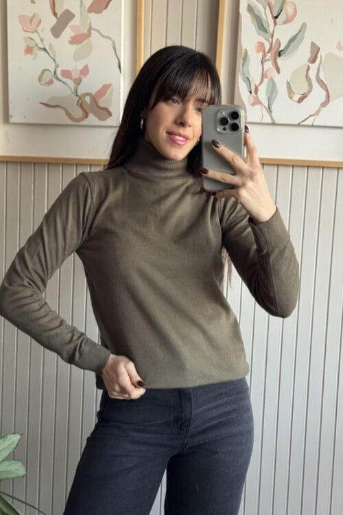 Alternative view of POLERA CABEN VERDE