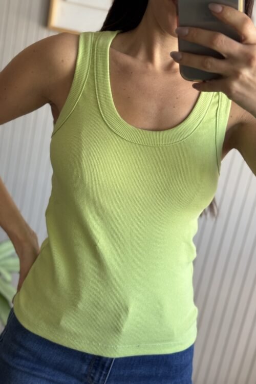 Alternative view of REMERA HELENA LIMA