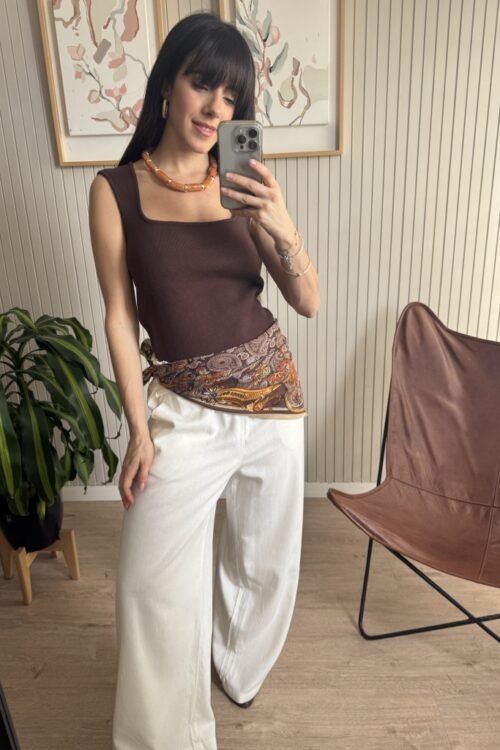 Alternative view of TOP MARGOT BROWN