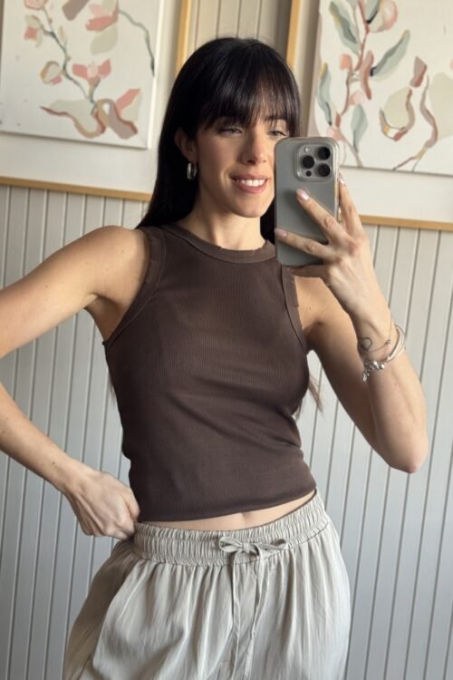 MUSCULOSA FRIDA CHOCO