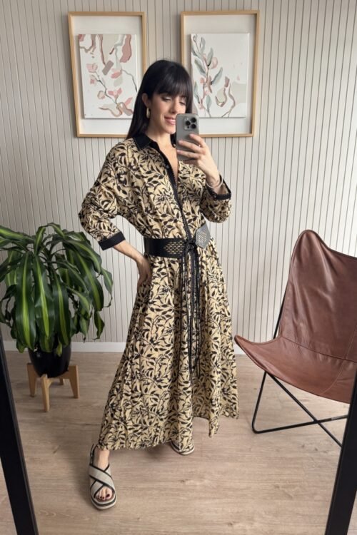 Alternative view of FAJA CON FLECOS Y TACHAS NEGRA