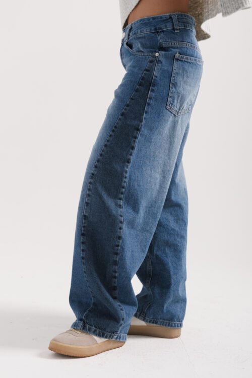 Alternative view of JEAN BARREL TOM