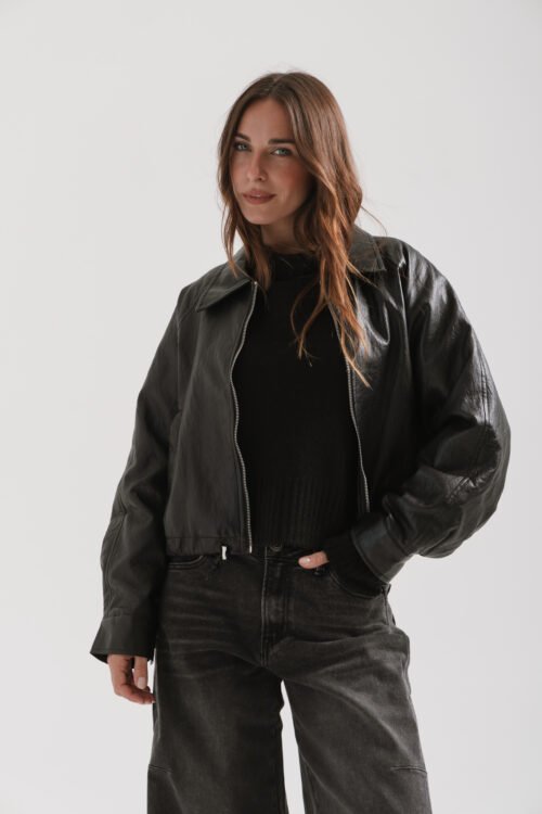 CAMPERA VICTOR NEGRA