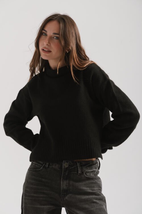 SWEATER COMBA NEGRO
