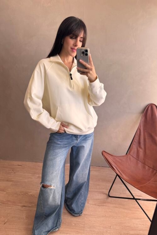 Alternative view of BUZO OVER BLANCO