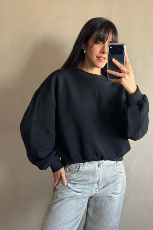 Alternative view of BUZO CROP NEGRO