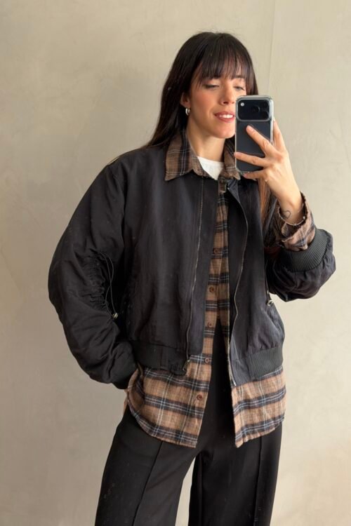 CAMPERA BOMBER MATI NEGRA