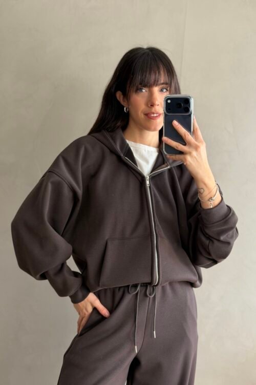 Alternative view of CAMPERA CANELA CHOCO