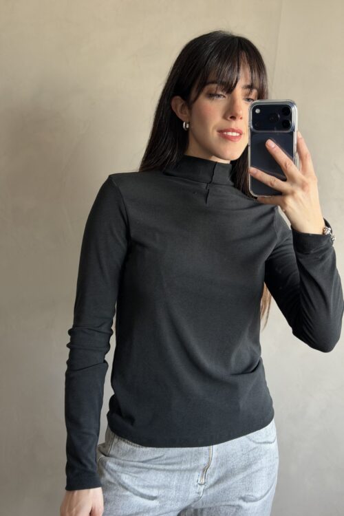 POLERA SEDAL NEGRA