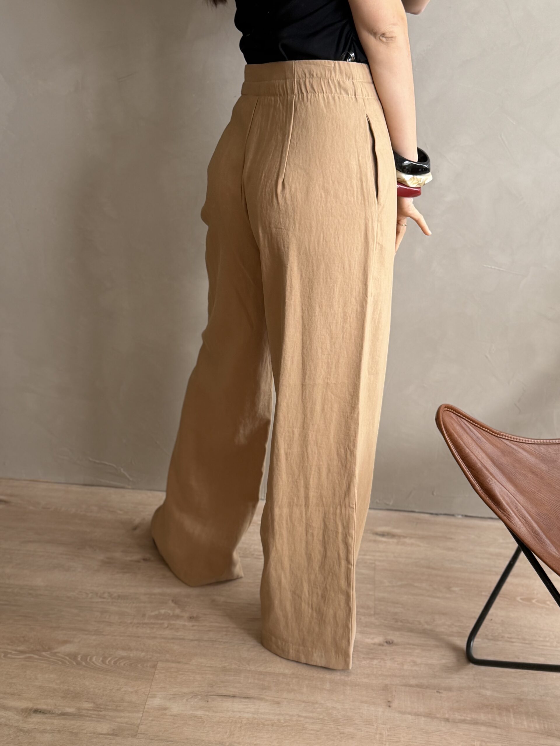 PANTALON BEJA BEIGE - Imagen 5